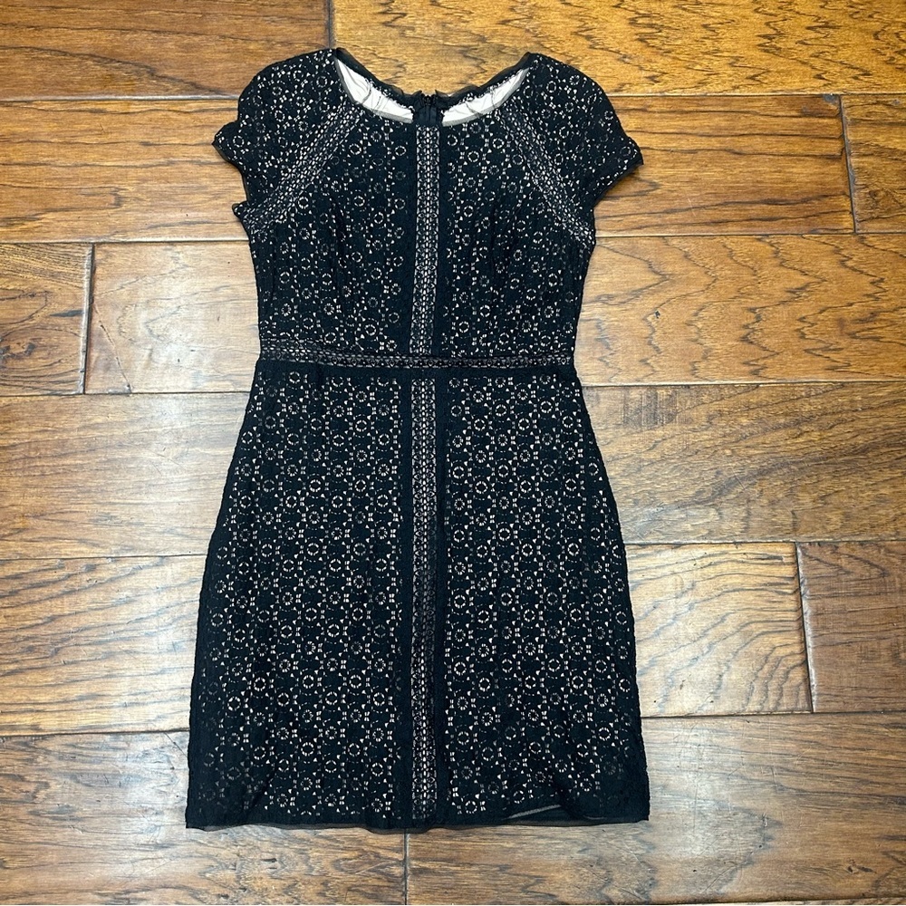 BCBGMaxAzria‎ Chloe Lace Mini cocktail Dress
